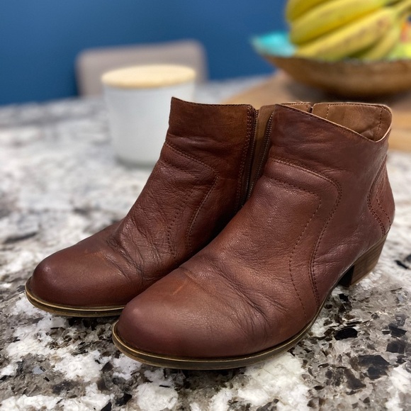 Lucky Brand Leather Boots woman’s size 9 - Picture 15 of 16